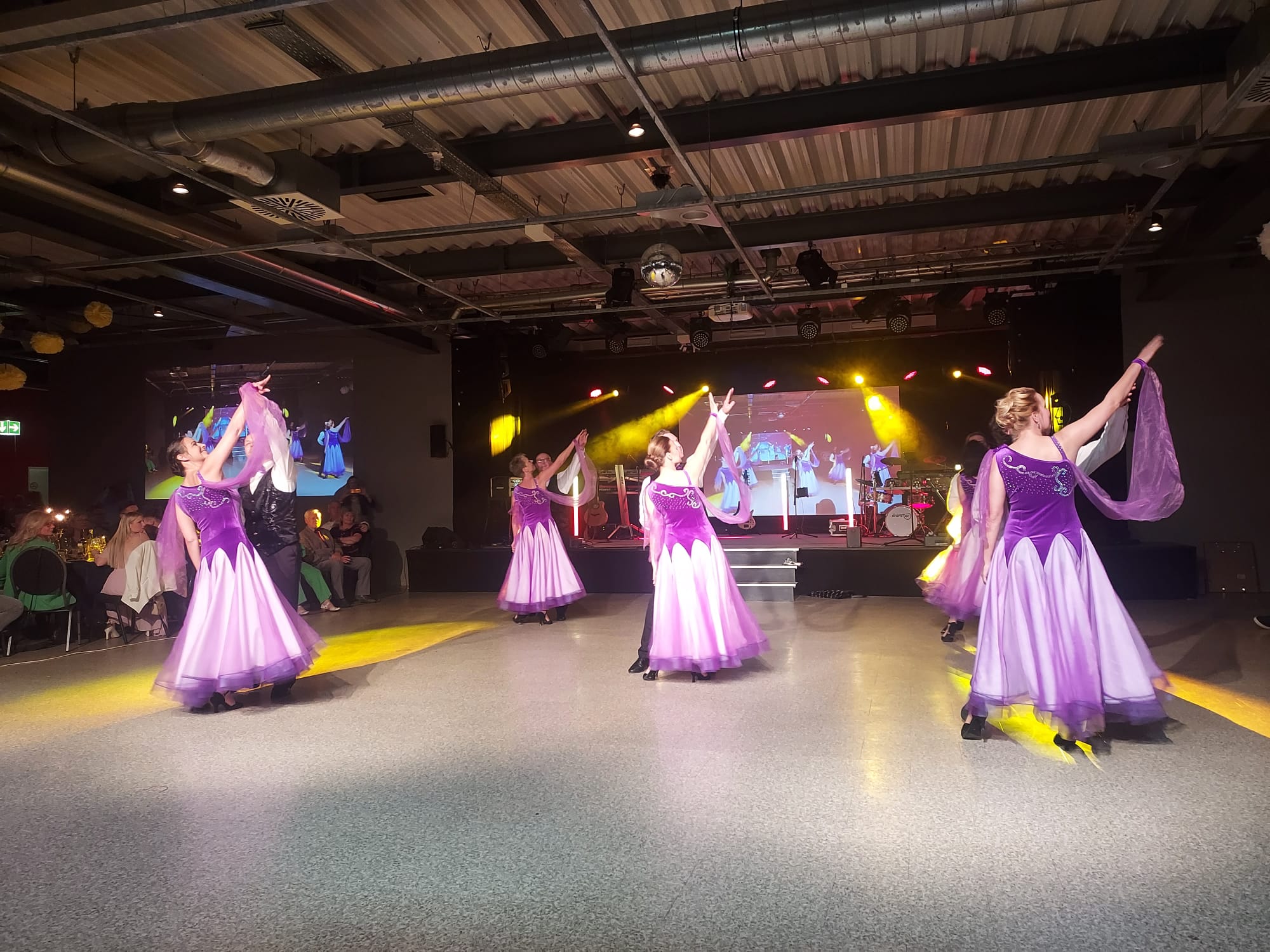 Love2Dance Performance